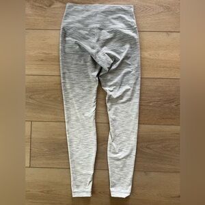 lululemon Wunderunder ombré grey & white legging, luxtreme, size 8, 28in length
